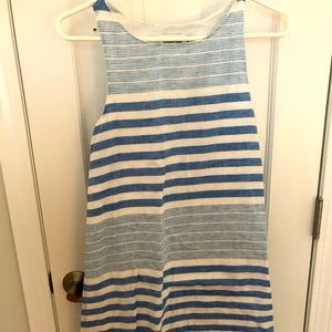 Vineyard Vines blue and white linen dress